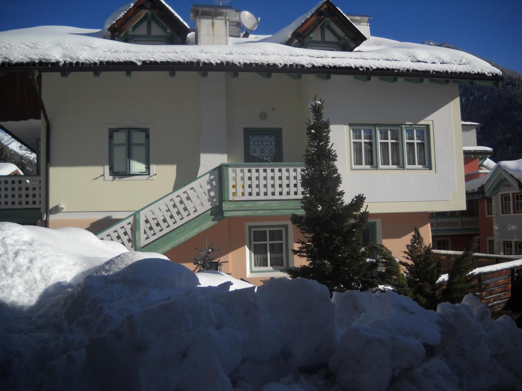 Casa Al Mesdi Appartement Pozza di Fassa Kamer foto