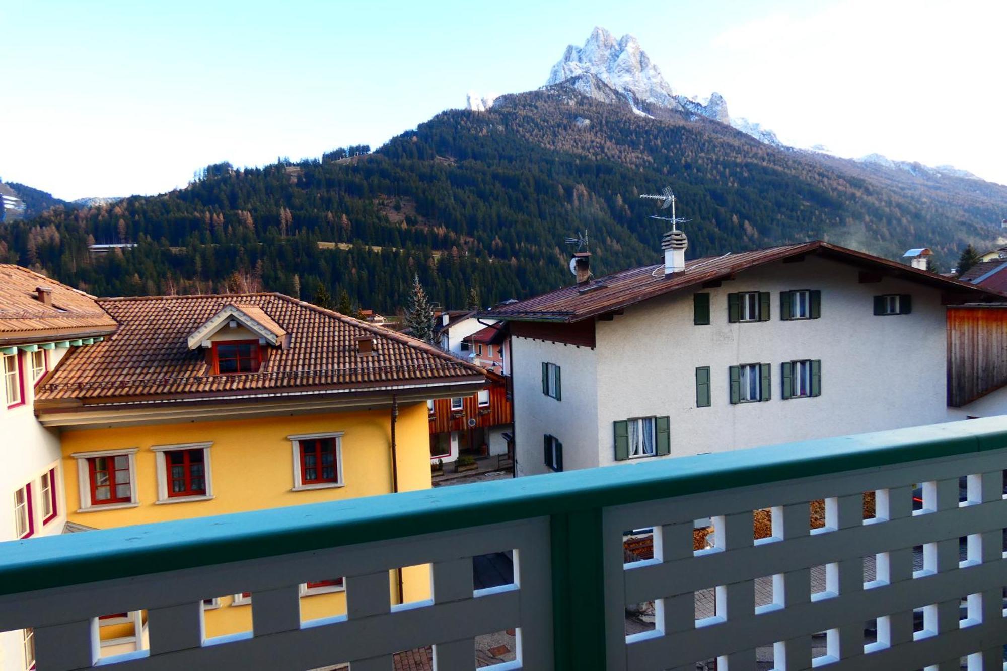 Casa Al Mesdi Appartement Pozza di Fassa Buitenkant foto